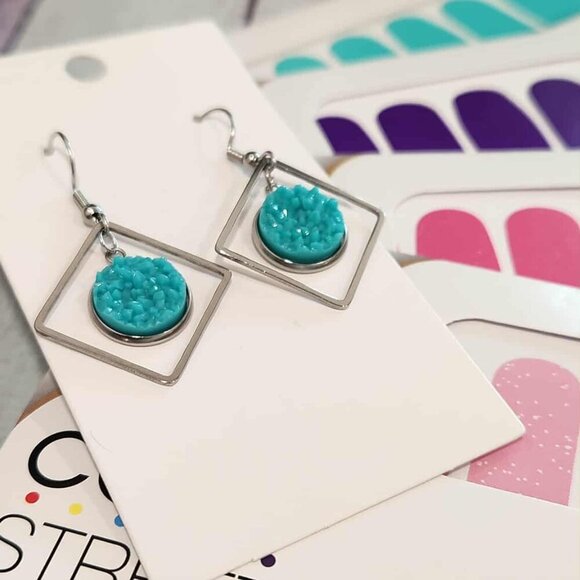 Retired Color Street Neon bundle - Picture 9 of 9